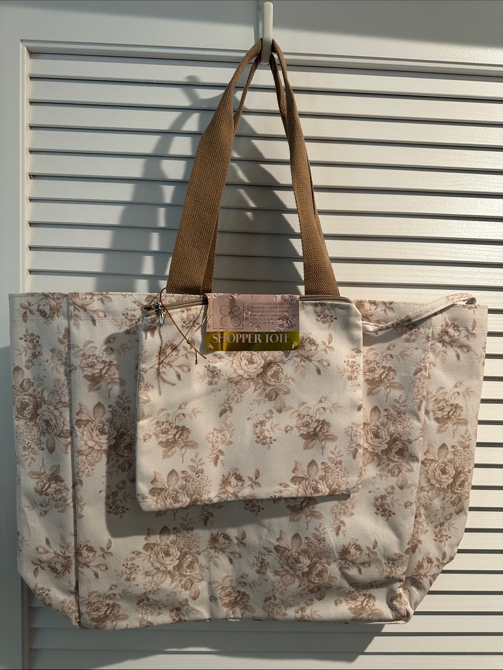 NWT DECO Cotton Canvas Shopper Tote Bag with attached Zipper Pouch.